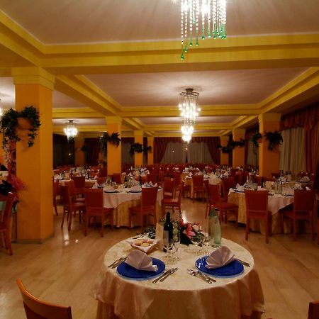 Grand Hotel Montesilvano Marina Dış mekan fotoğraf