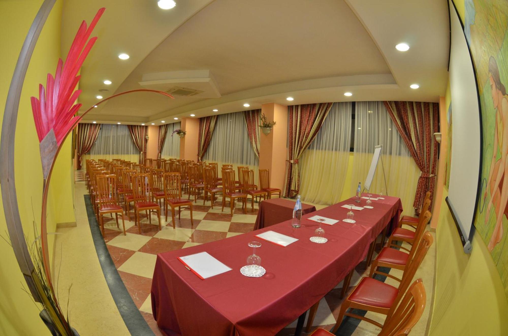 Grand Hotel Montesilvano Marina Dış mekan fotoğraf