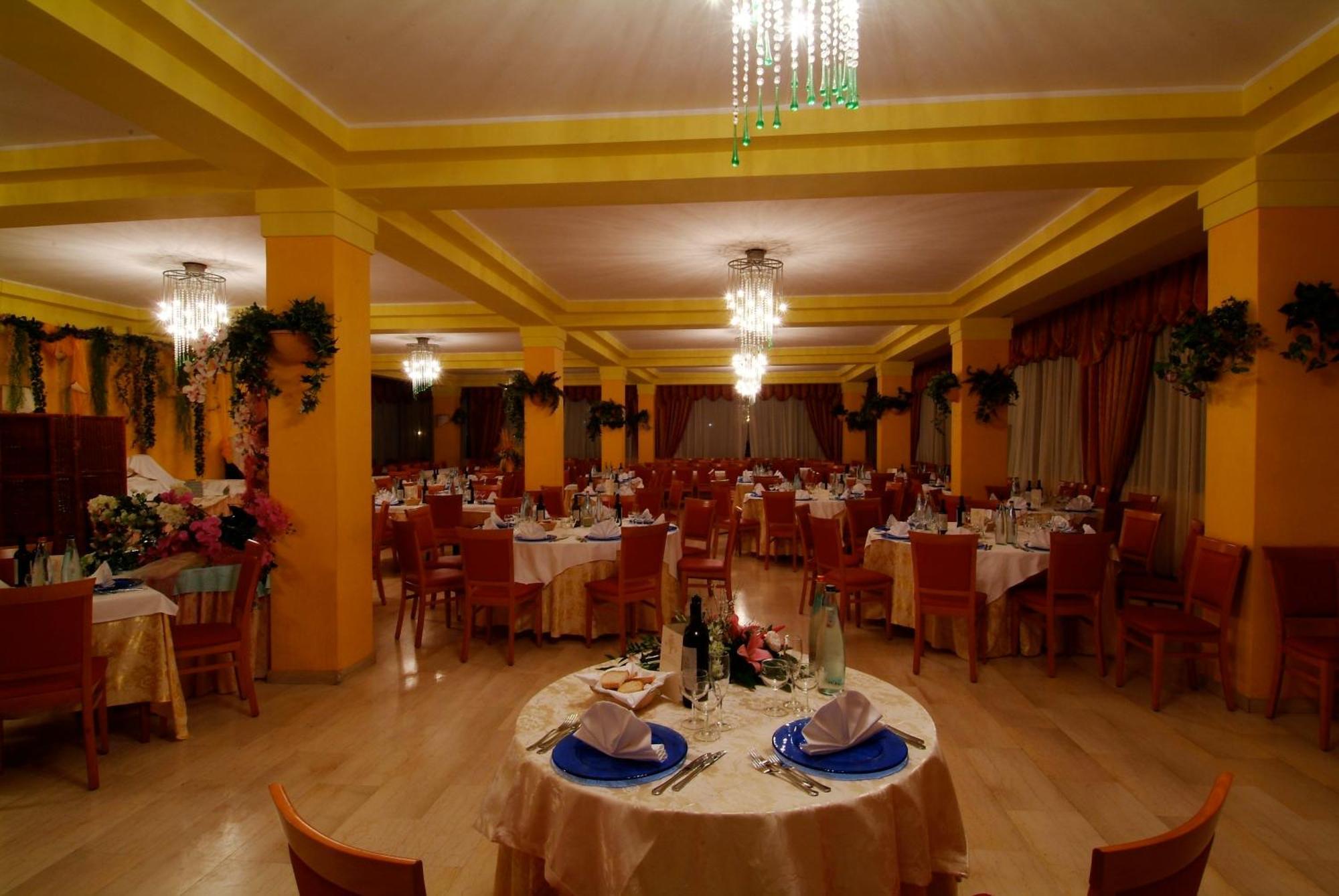 Grand Hotel Montesilvano Marina Dış mekan fotoğraf
