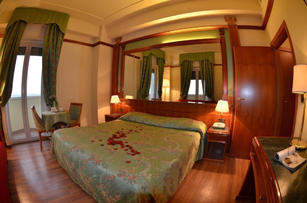 Grand Hotel Montesilvano Marina Dış mekan fotoğraf