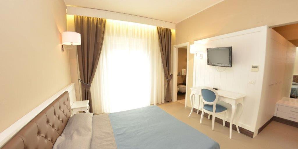 Grand Hotel Montesilvano Marina Dış mekan fotoğraf
